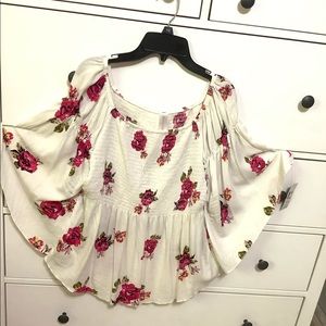 No Boundaries Juniors, XL Off Shoulder, Smocked